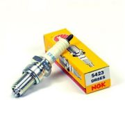 Свеча зажигания NGK DR8ES